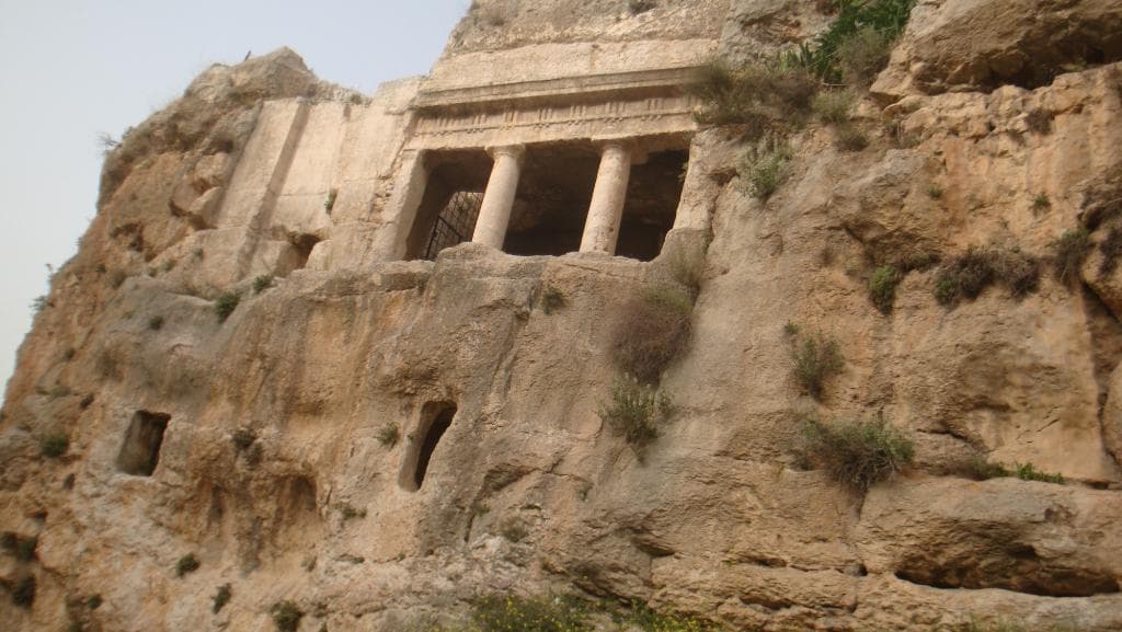 Tomb of Benei Hezir