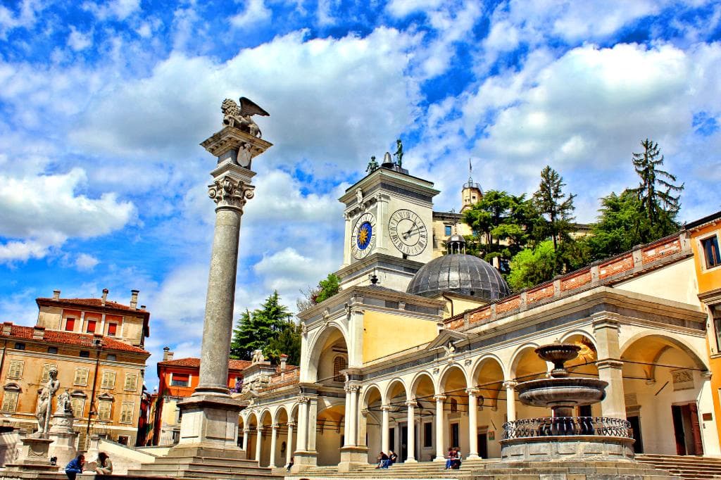 La piazza