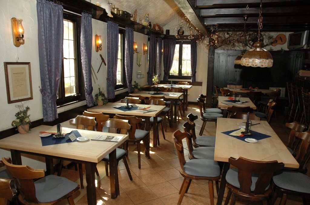 Unsere Kachelofenstube