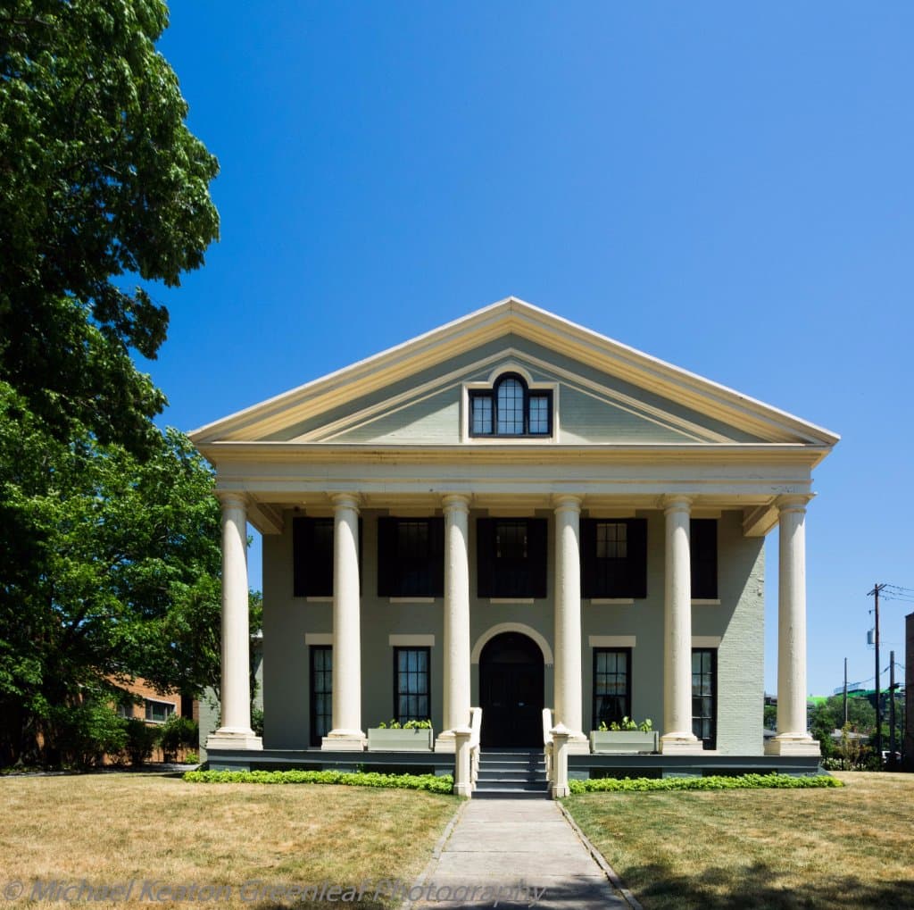 THe entrance to the Wlicox house.