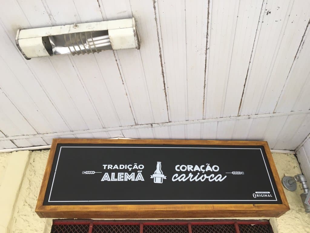 Croquetes maravilhosas 
Cerveja bem gelada 
Local agradável 
Não tem WI FI
Salsichão DIVINO 
Val