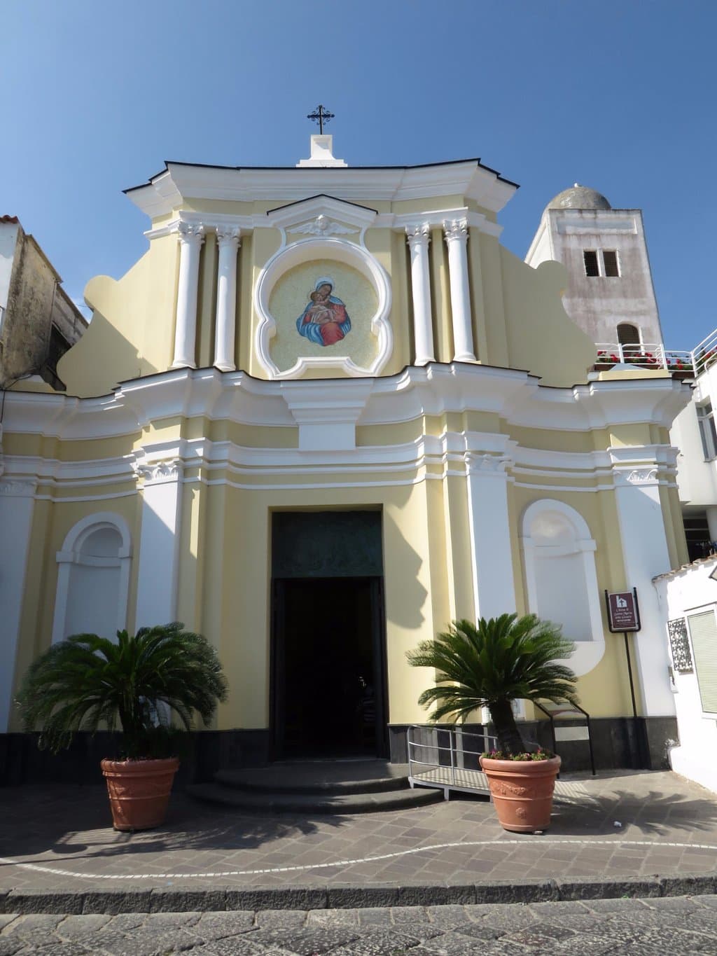 la semplice facciata