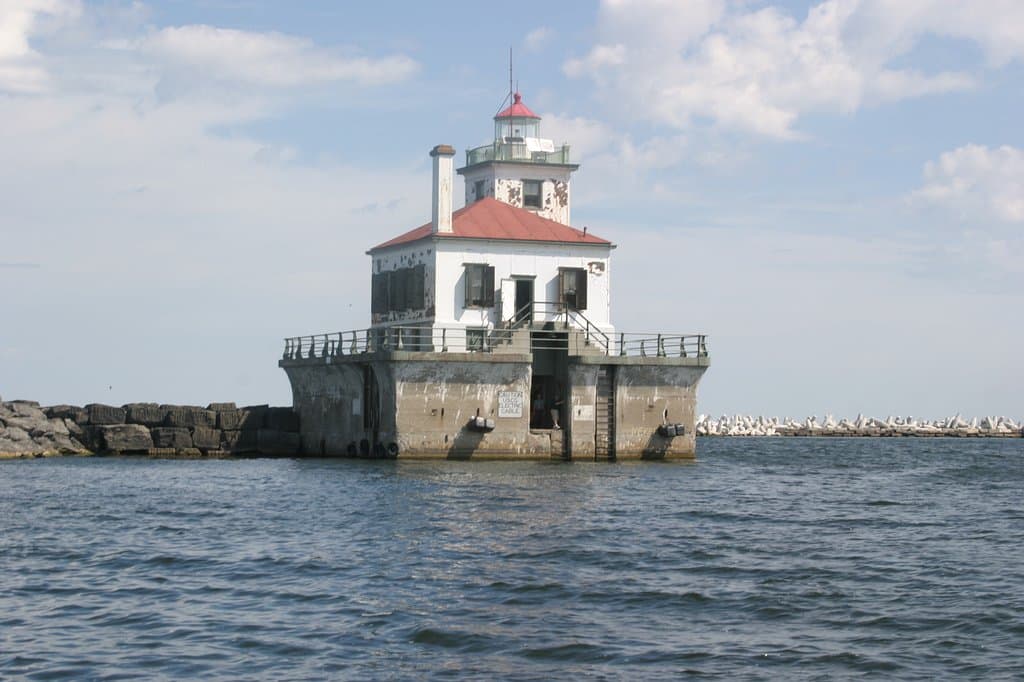 Oswego lighthouse from tour boat