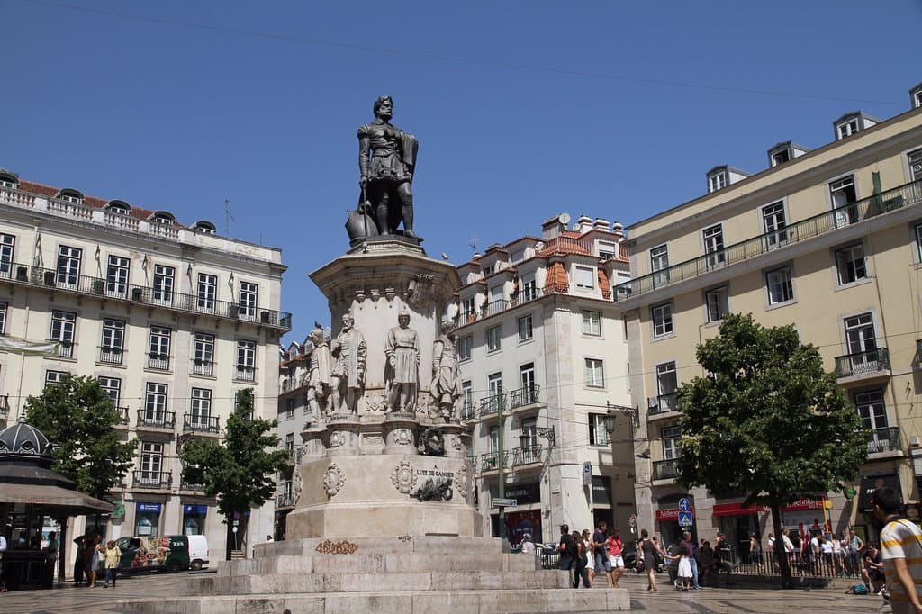 Praca Luis de Camoes