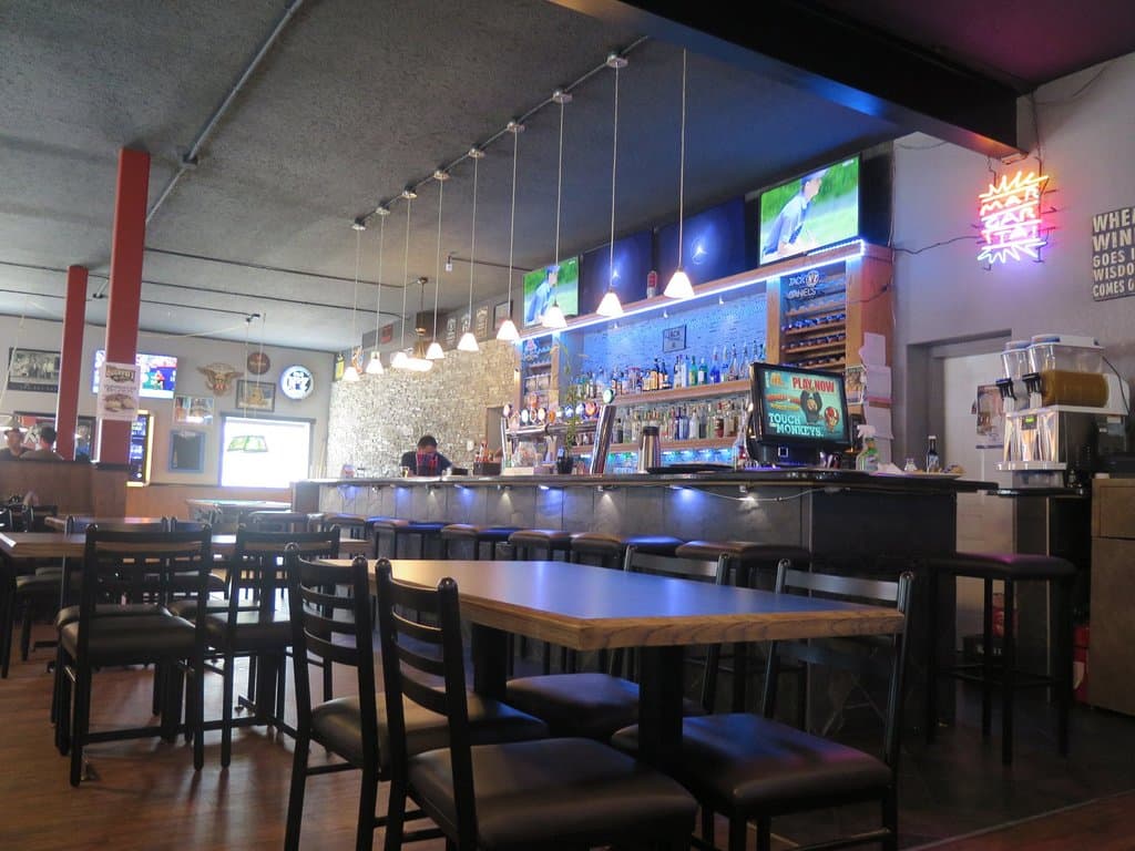 Plenty of seating for the lunch time crowd.