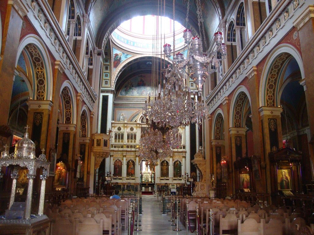 Το εσωτερικό της εκκλησίας