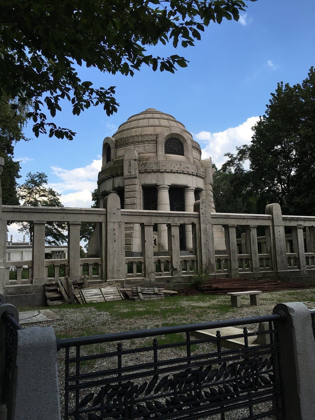 Jewish Cemetery (Cmentarz Zydowski)