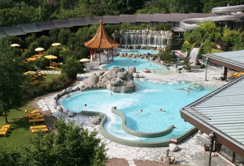 Teil der Kurhessen-Therme, außen