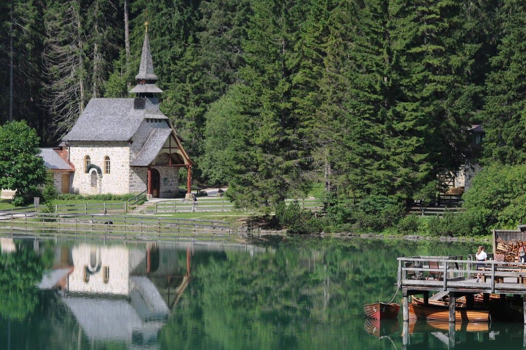 Cappella "Lago di Braies"