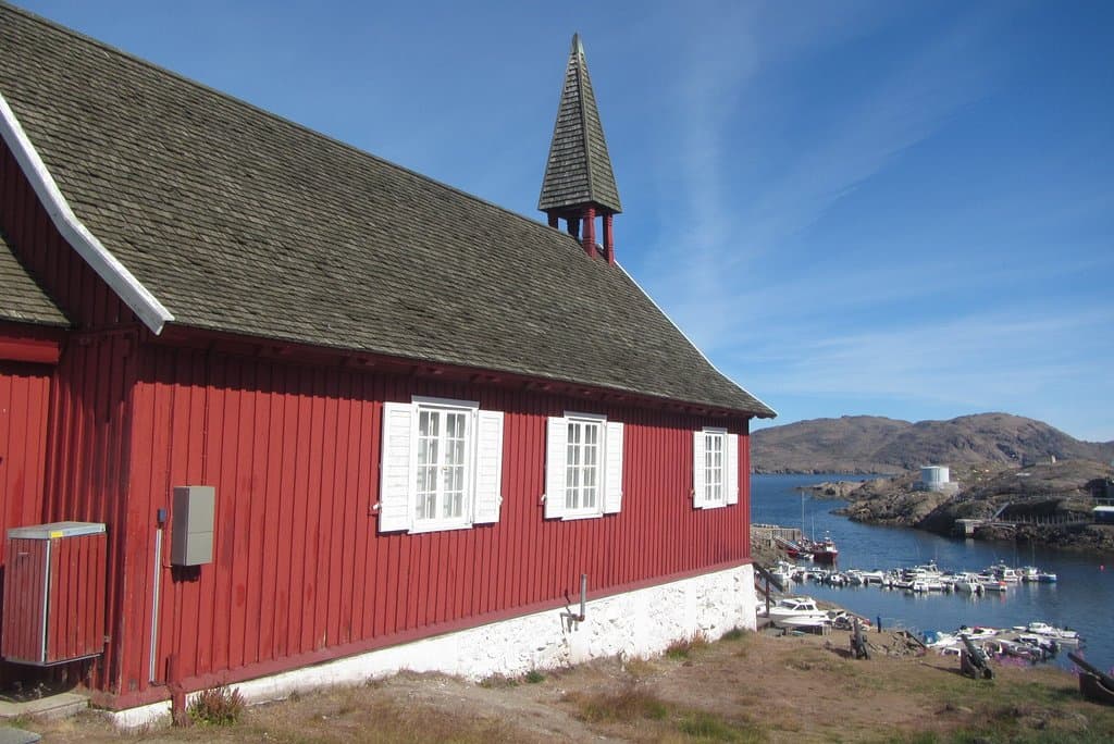 History museum in an old church building facing King Oscar's Fjord