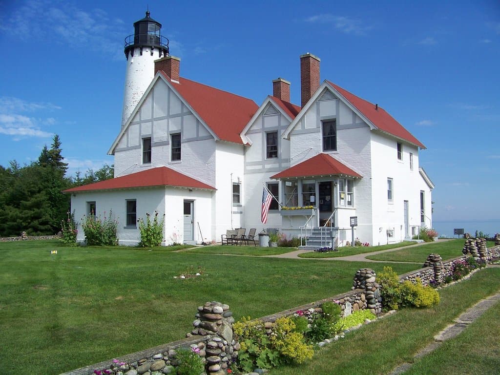 Point Iroquois Lighthouse