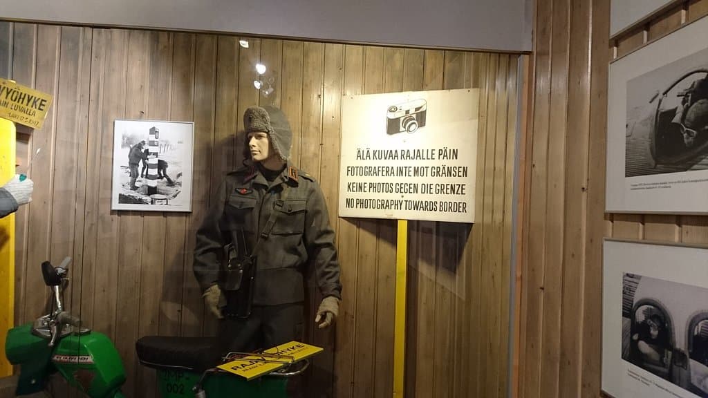 No photos towards the border