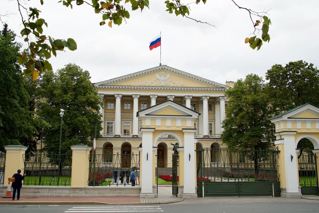 Смольный