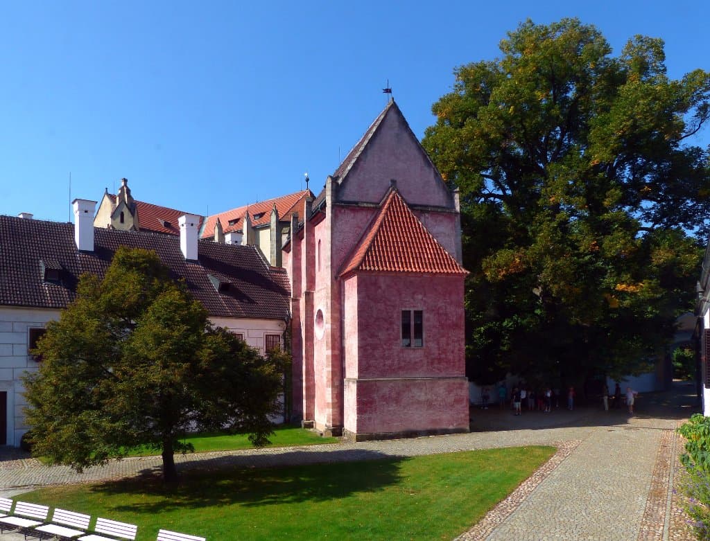 dvůr kláštera