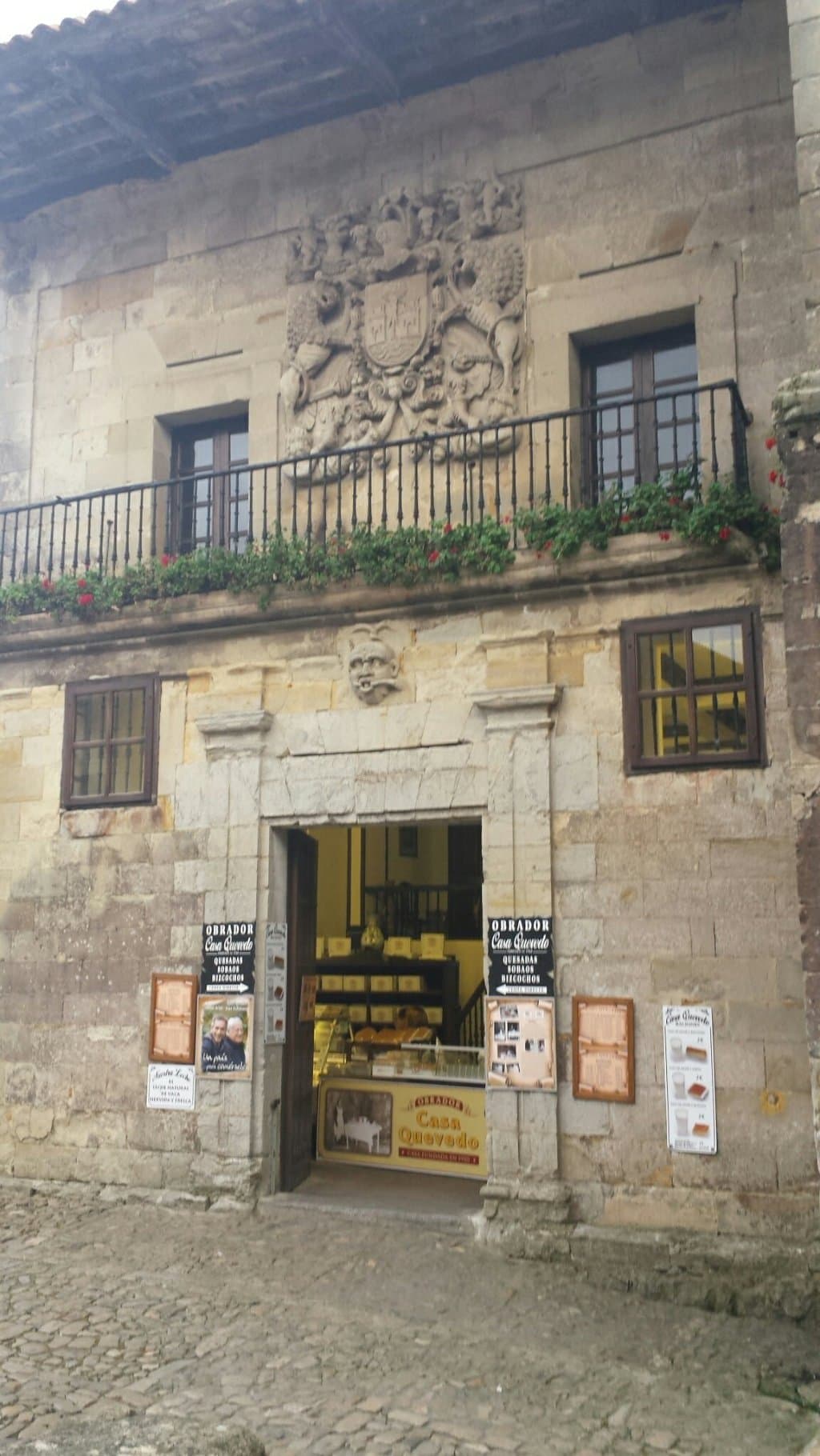 Casa de los Quevedo y Cossío