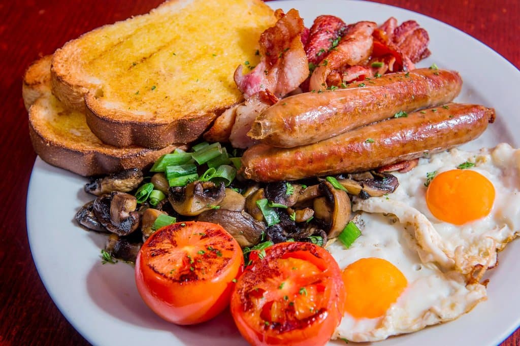 Lillipad Cafe hearty breakfast in Cairns