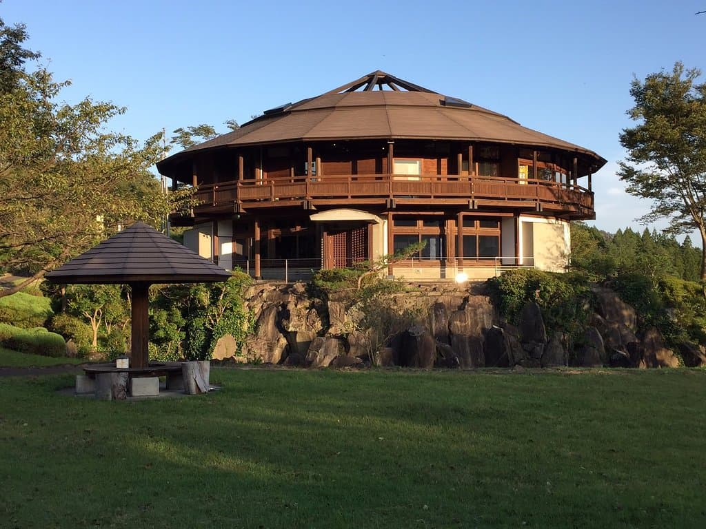 Yajiro Kokeshi Doll Village