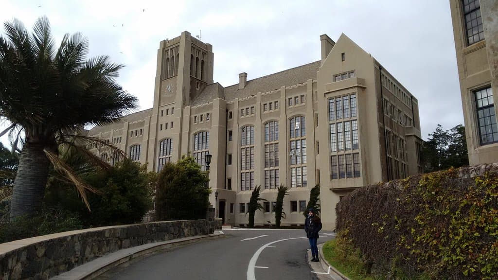 fachada Universidad Tecnica Federico Santa Maria