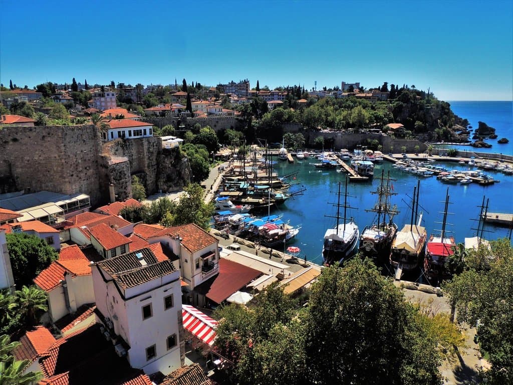 HARBOUR FROM LIFT