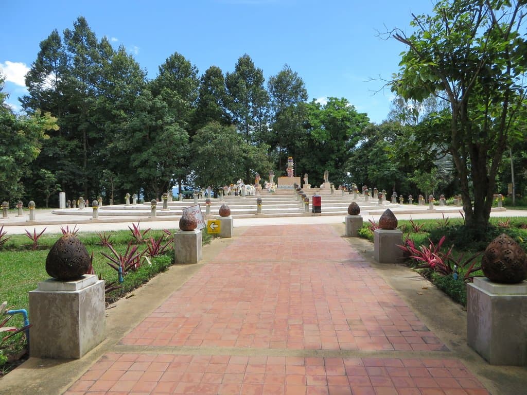 ３お寺からの入口