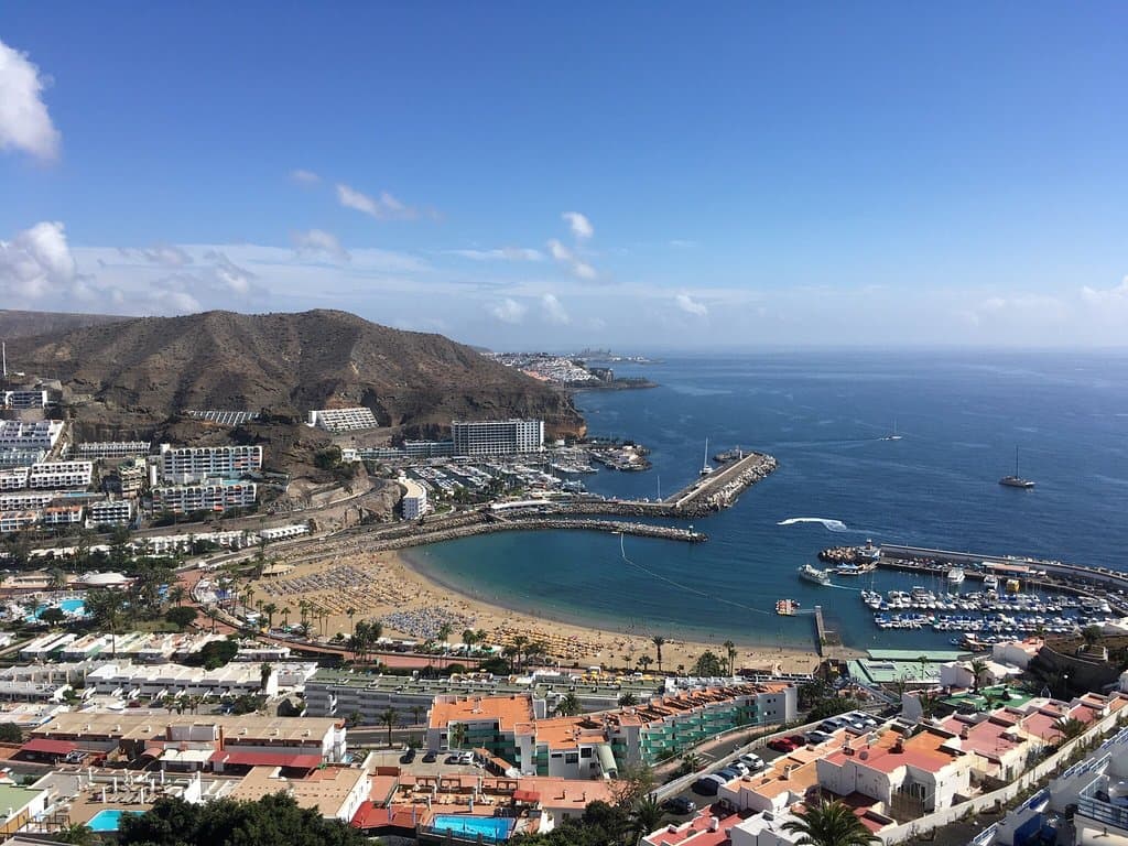 Paseo Costa Canaria