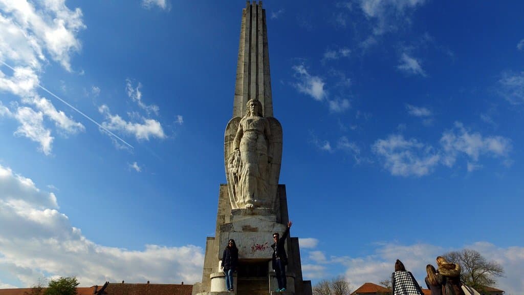 Obelisk of Horea, Cloșca and Crișan