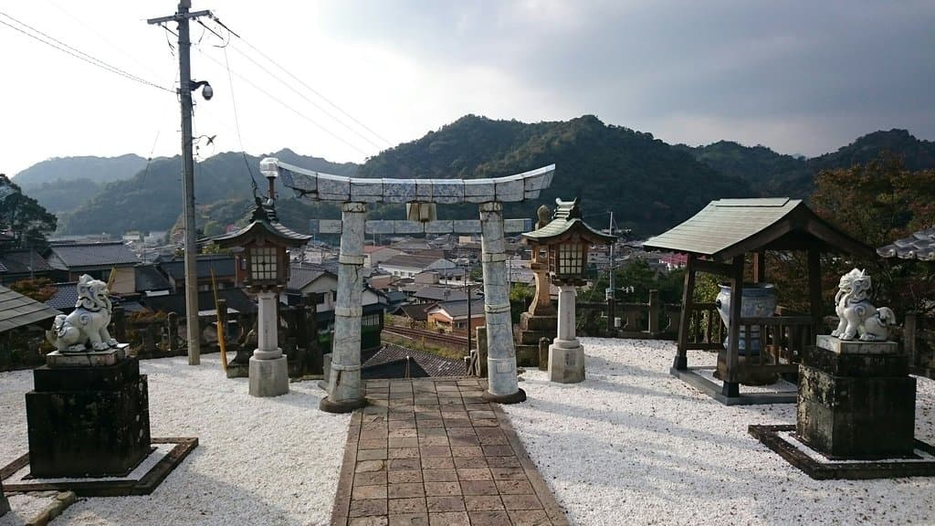 Tozan Shrine