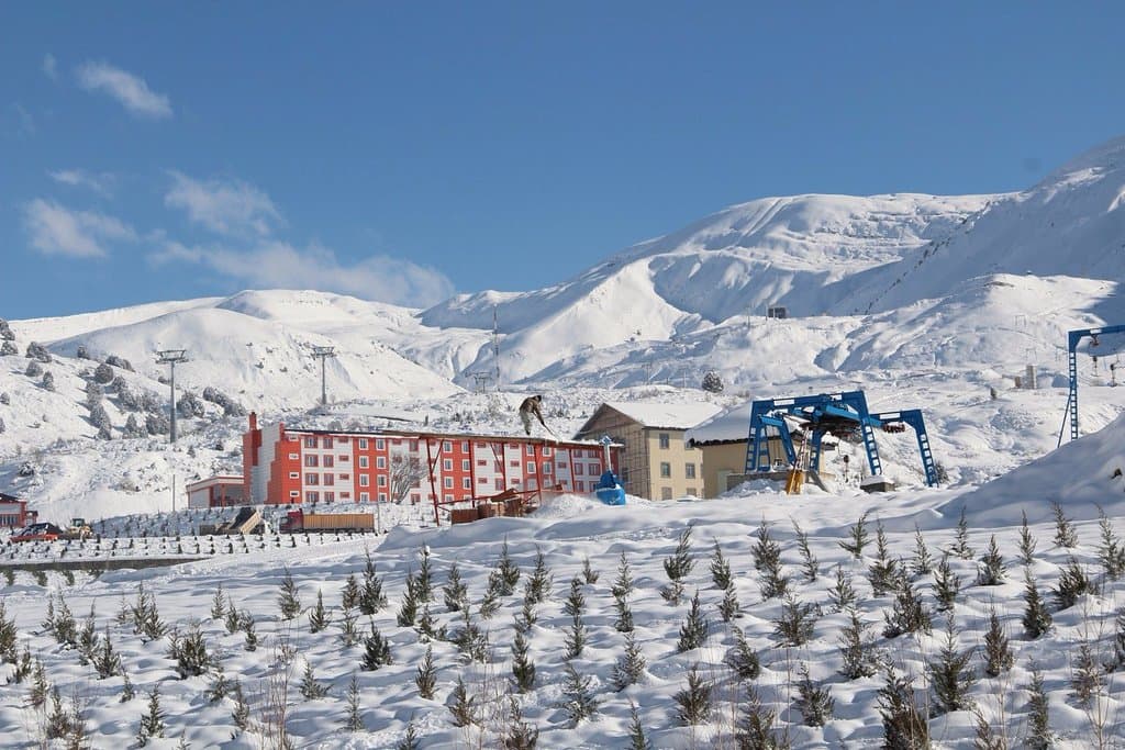 Safed Dara Ski Resort