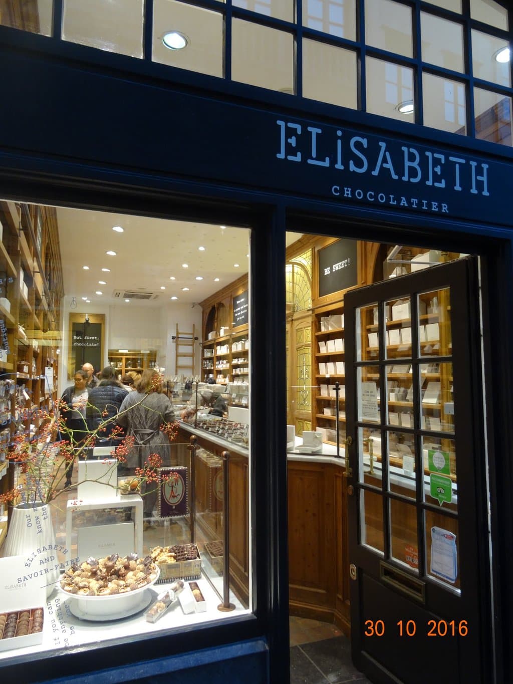 Elisabeth, октябрь 2016 года...