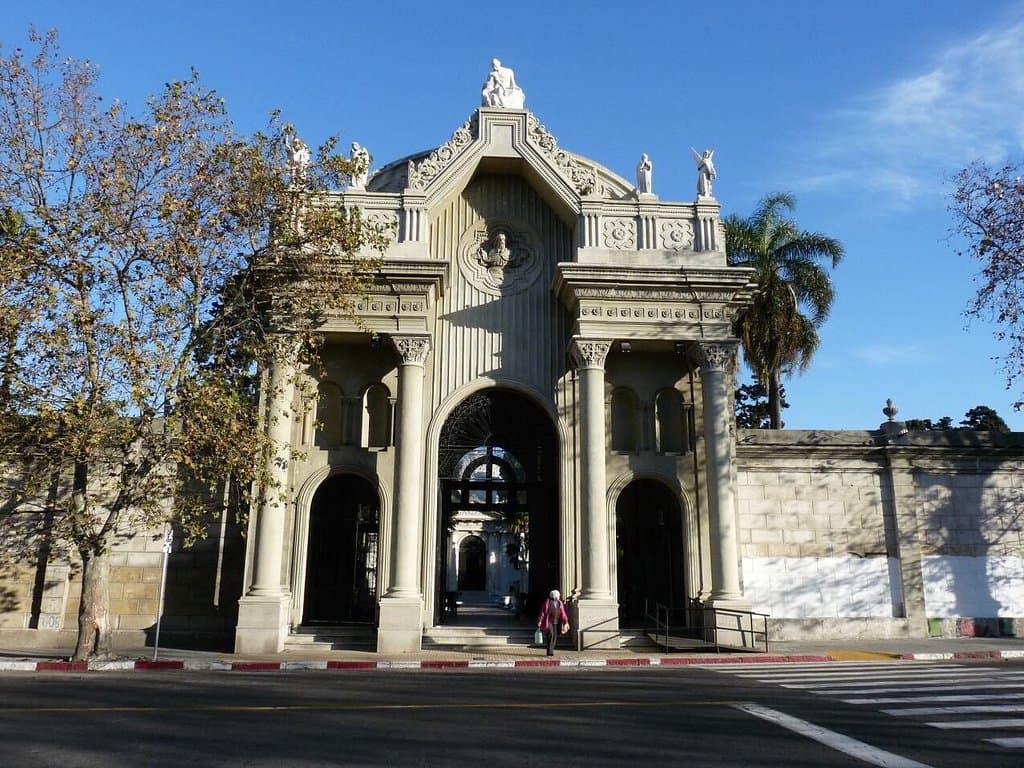 Cementerio del Buceo