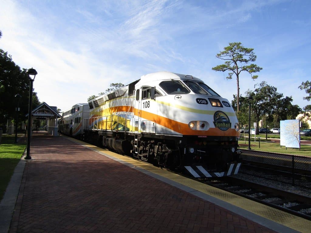 Locomotiva MPI MP32PH-Q em Winter Park