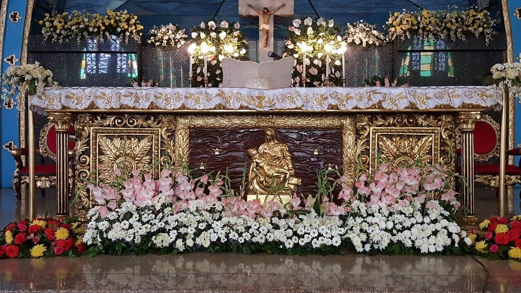 พระแท่นสำหรับถวายบูชา