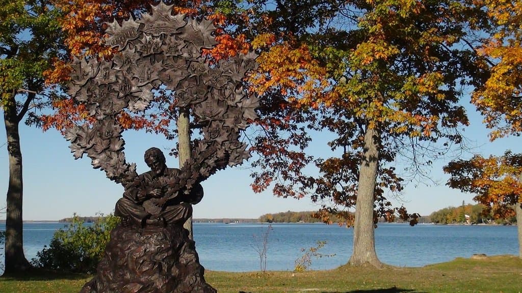 Gordon Lightfoot sculpture, Tudhope Park, Orillia, Ontario