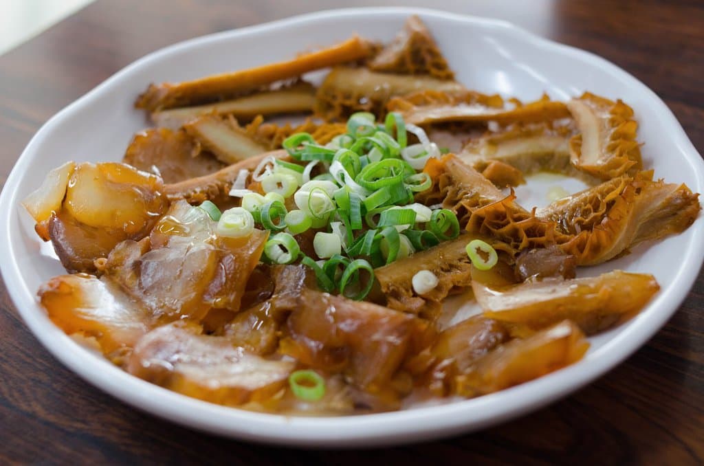 족발-족발과 위를 같이준다