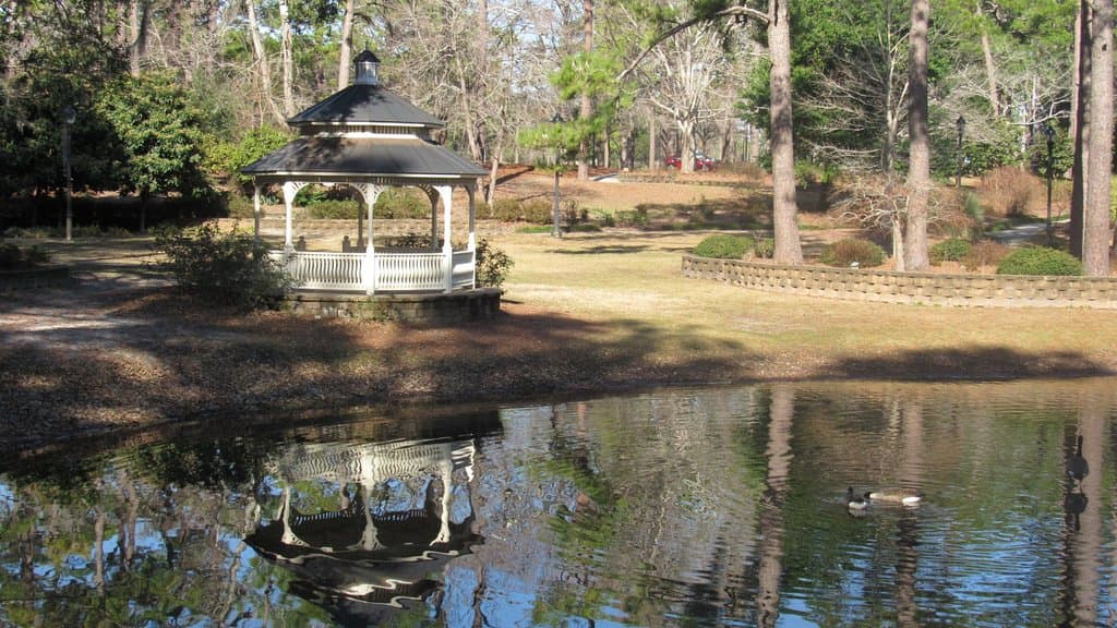 The small lake