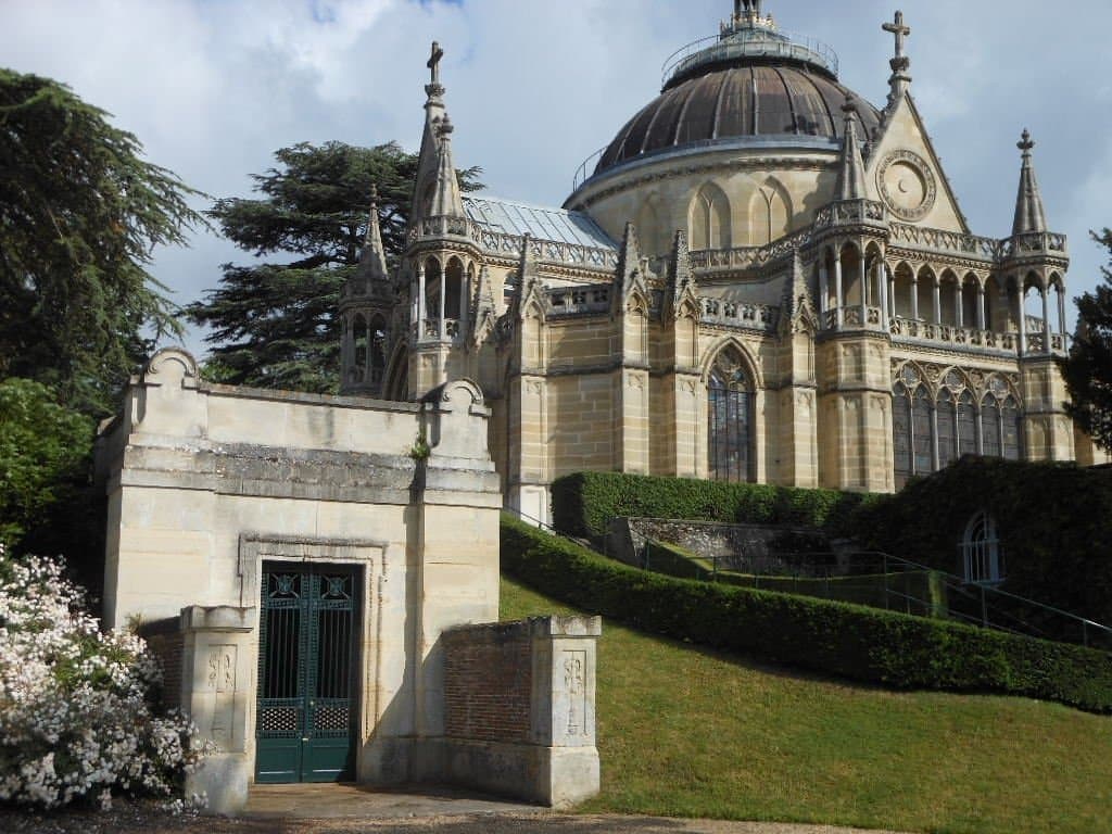 Chapelle Royale Saint-Louis et le caveau de Penthièvre