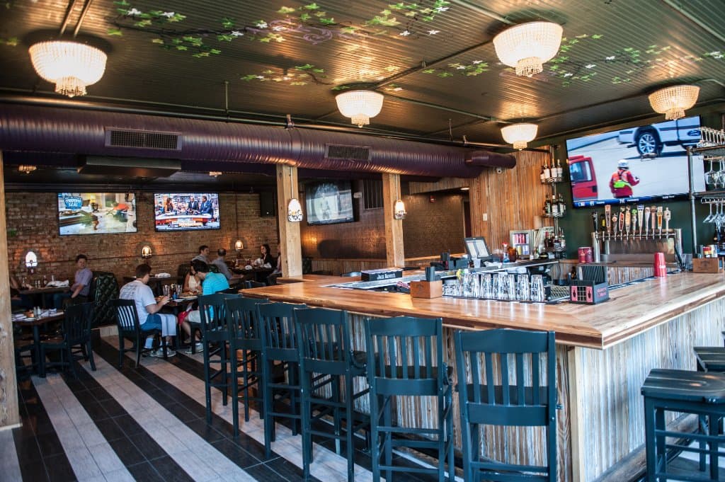 Bar