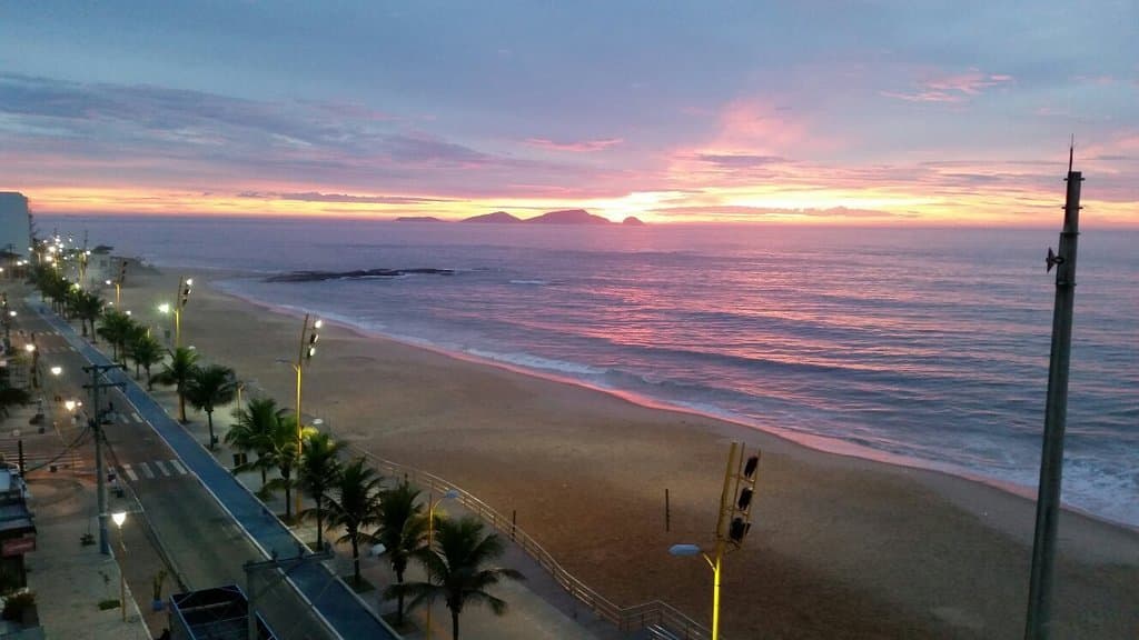 Praia dos Cavaleiros Macaé
