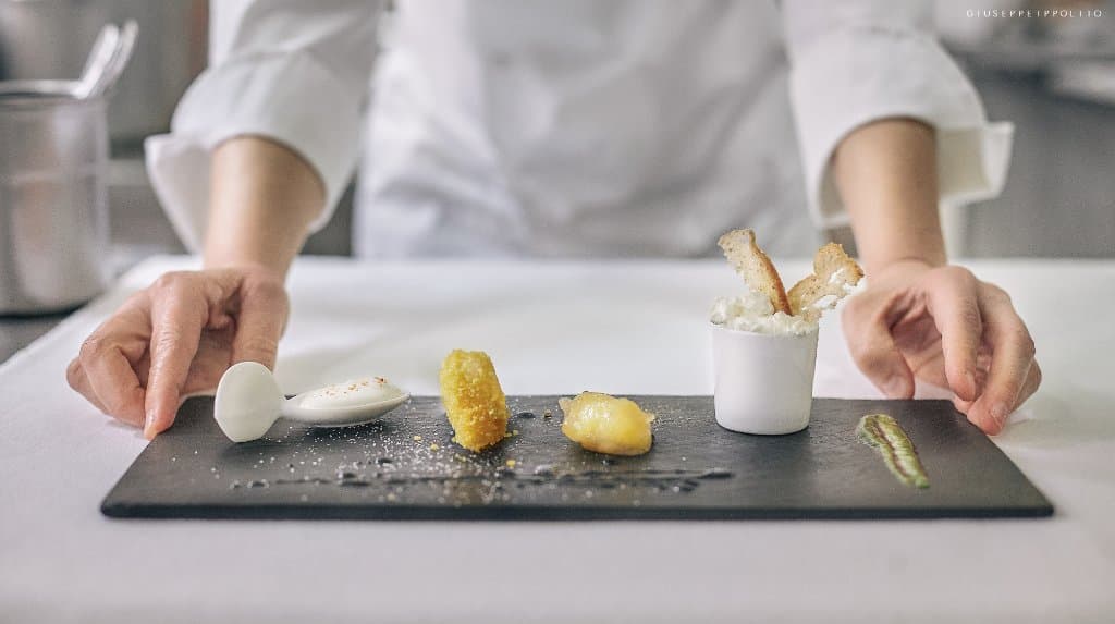 provolone in crema, gelato e frittura alla confettura di limoni