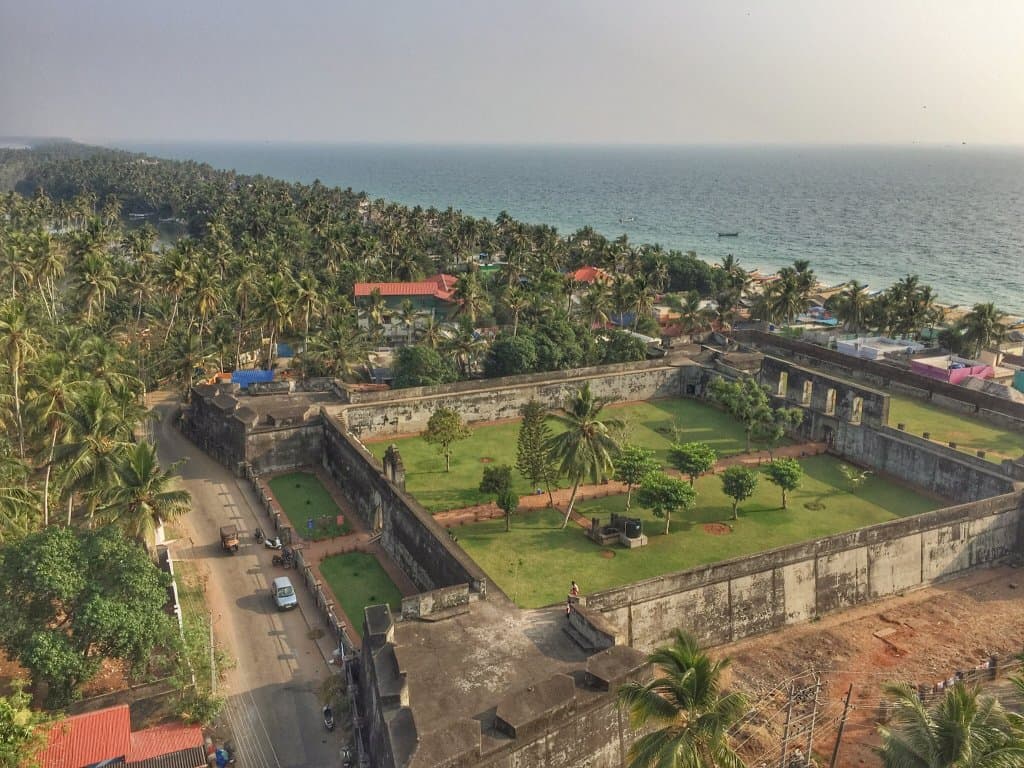 Anchuthengu (Anjengo) Fort