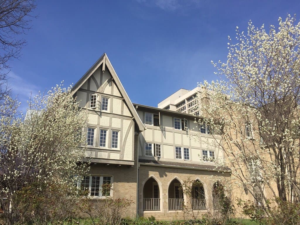 This is a beloved symbol of Champain's University and supports the learning and labour concept. 