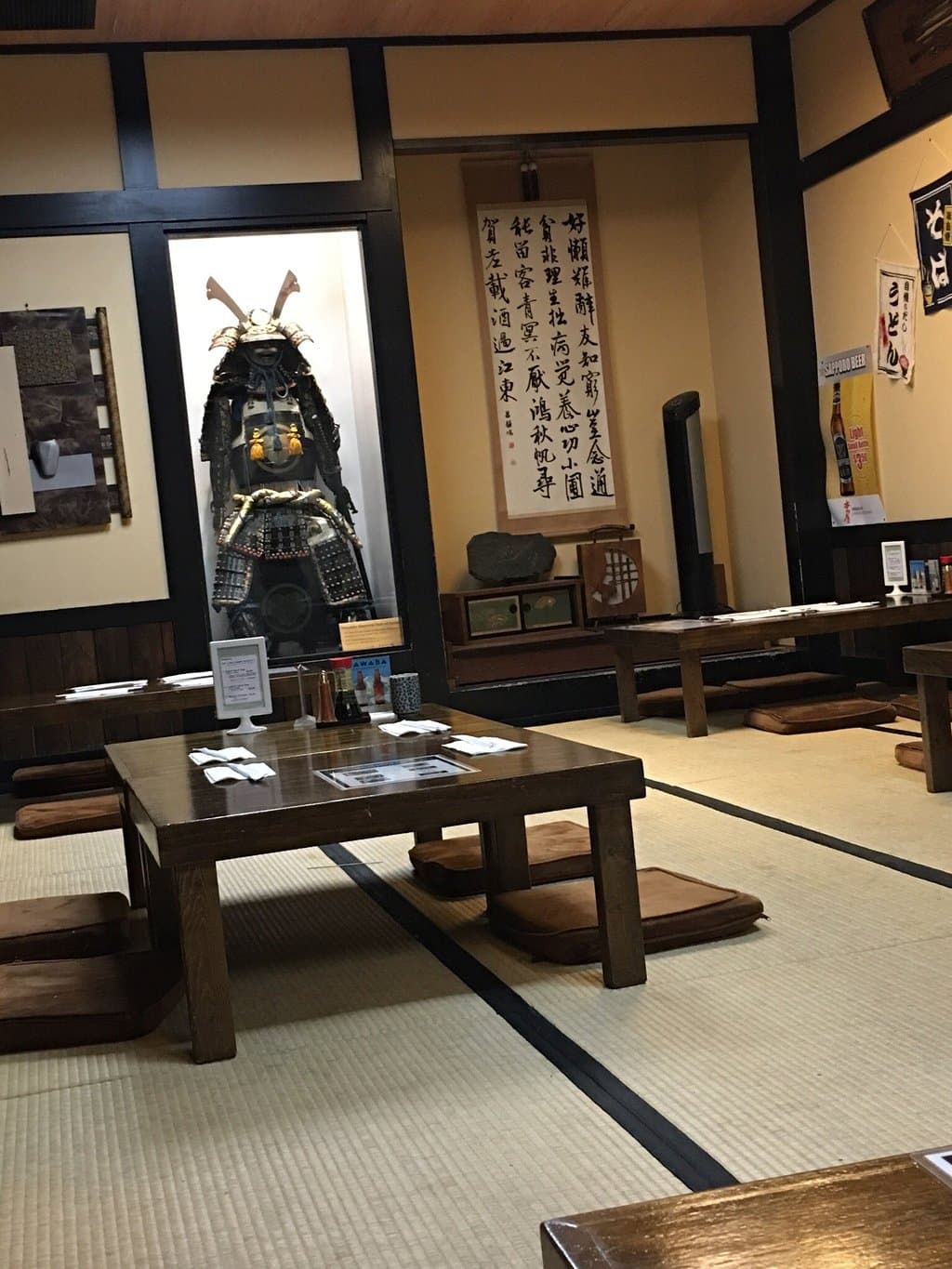 les plats choisis sont plutôt bon mais sont particulièrement cher