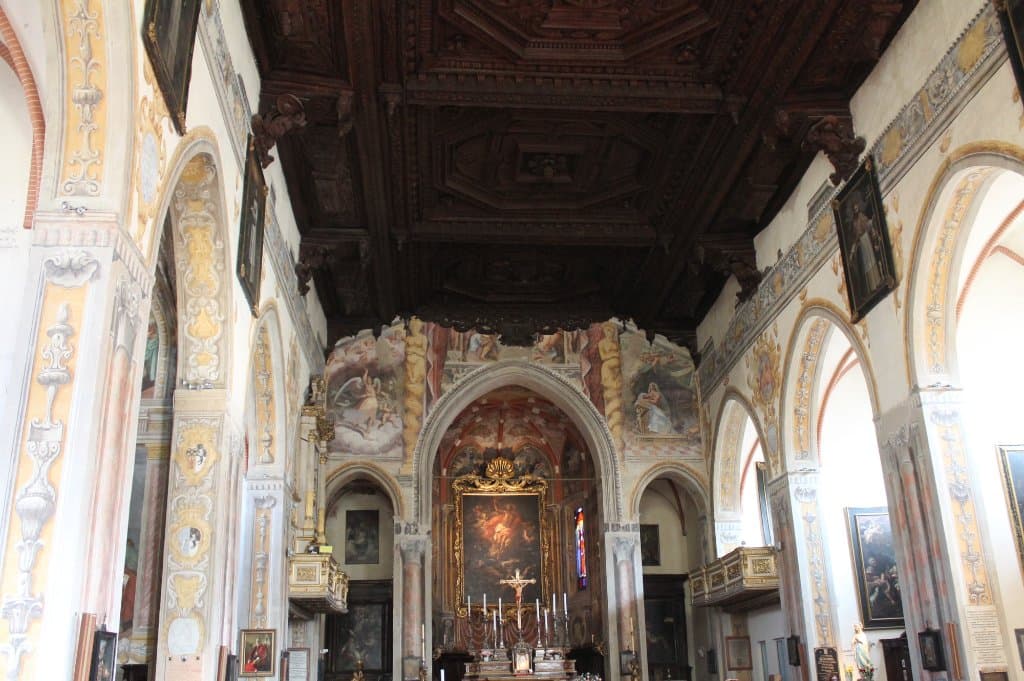 Interno Chiesa di San Sepolcro
