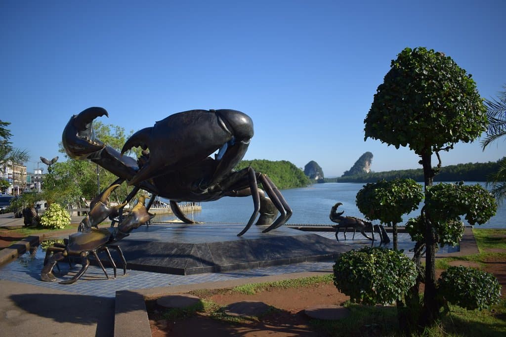 ลานปูดำ