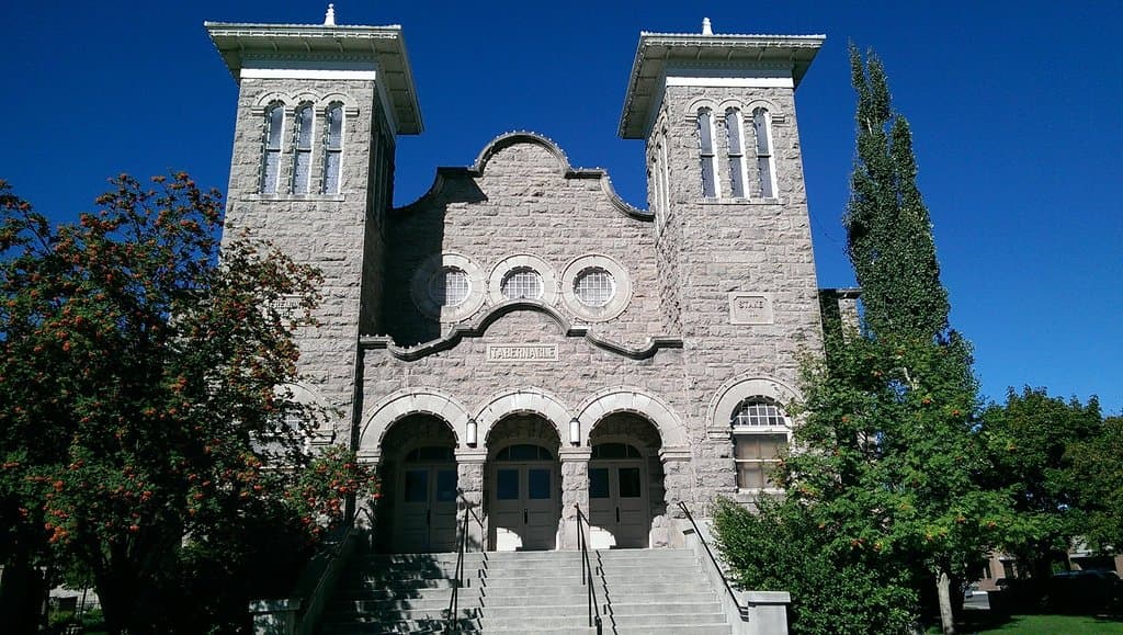 Front of rthe Historic Tabernalce where the Museum is located in the basement