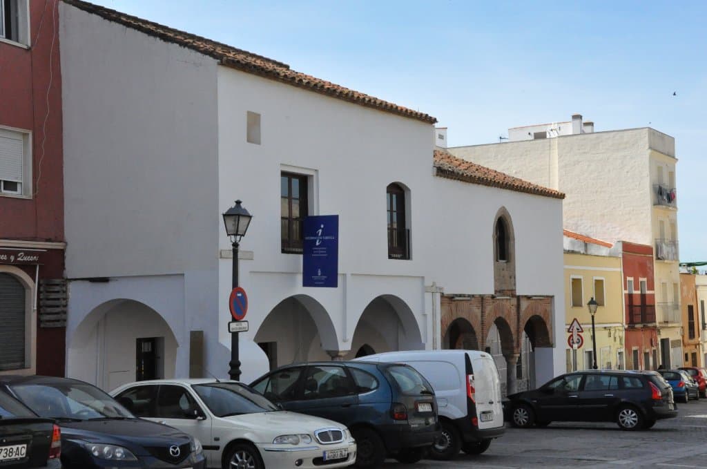 Street view coming from Alcazaba.
