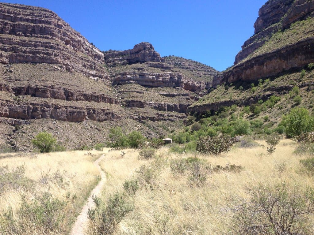 Dog canyon trail at about mile 2.25