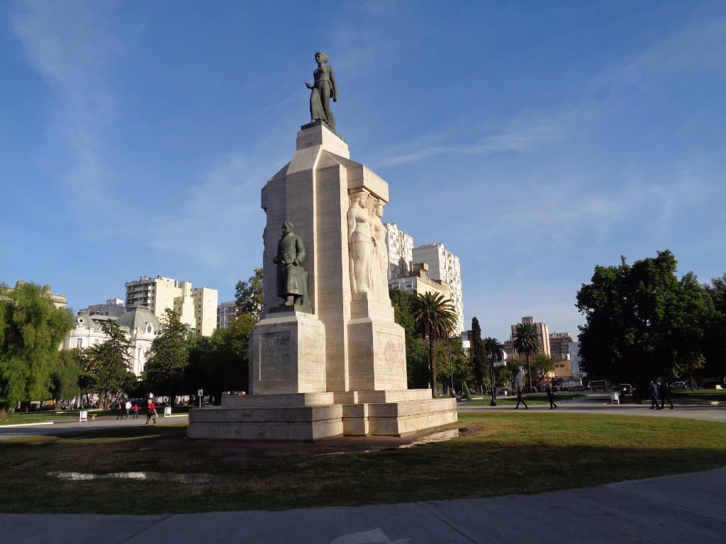Monumento a Bernardino Rivadavia