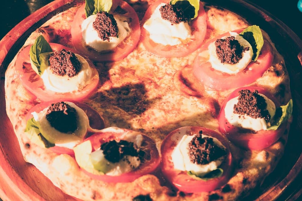 Pizza Caprese