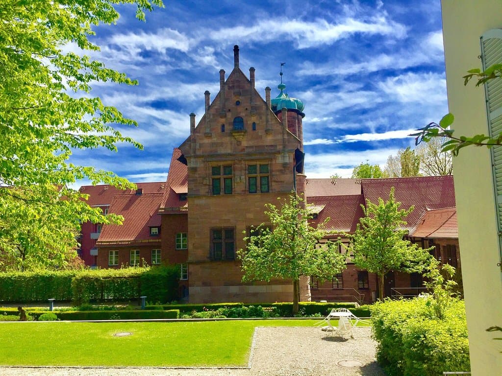 Schloss mit Garten